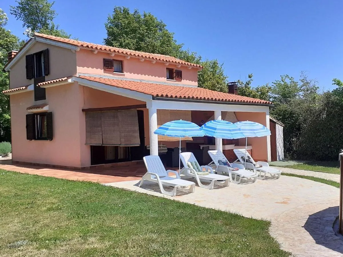 Tranquil Holiday Home In Pula With Swimming Pool